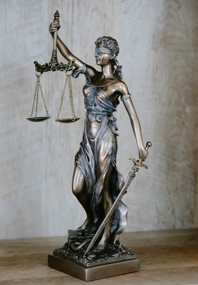Do I Need a Lawyer? Chania Real Estate Experts