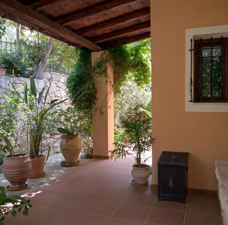 An Idyllic Village House for Sale in Apokoronas - Chania Real Estate