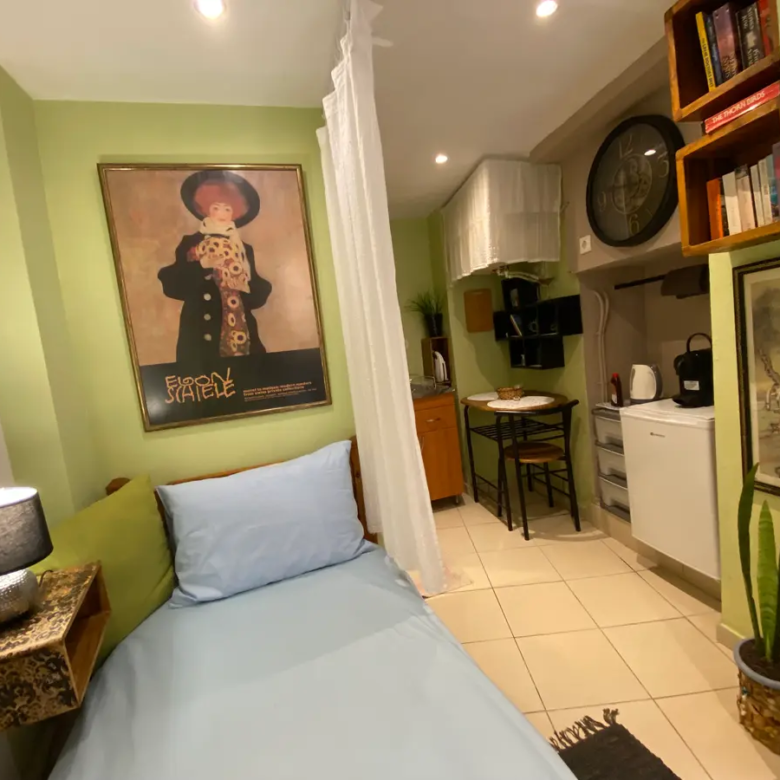 Stunning 4-Bedroom Semi-Detached House in Chania’s Old Town