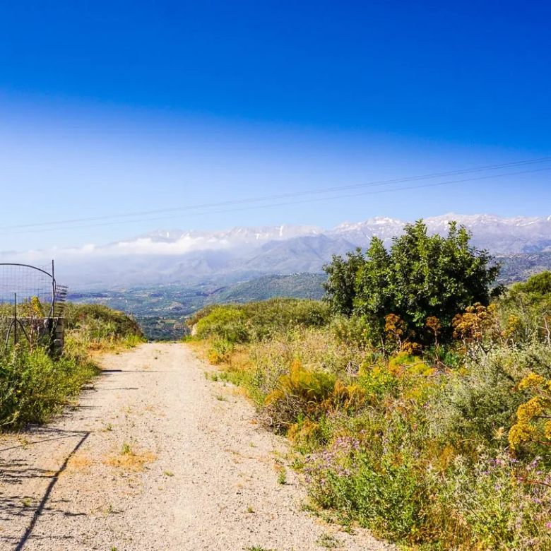 Megala Chorafia plot for sale - Chania Real Estate Agents