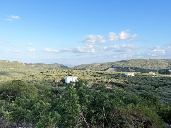 A Plot in Kolimbari With High Investment Potential