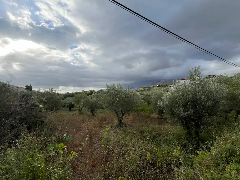 Plot with 400 sq.m. Build Potential in Exopoli, Georgioupoli.