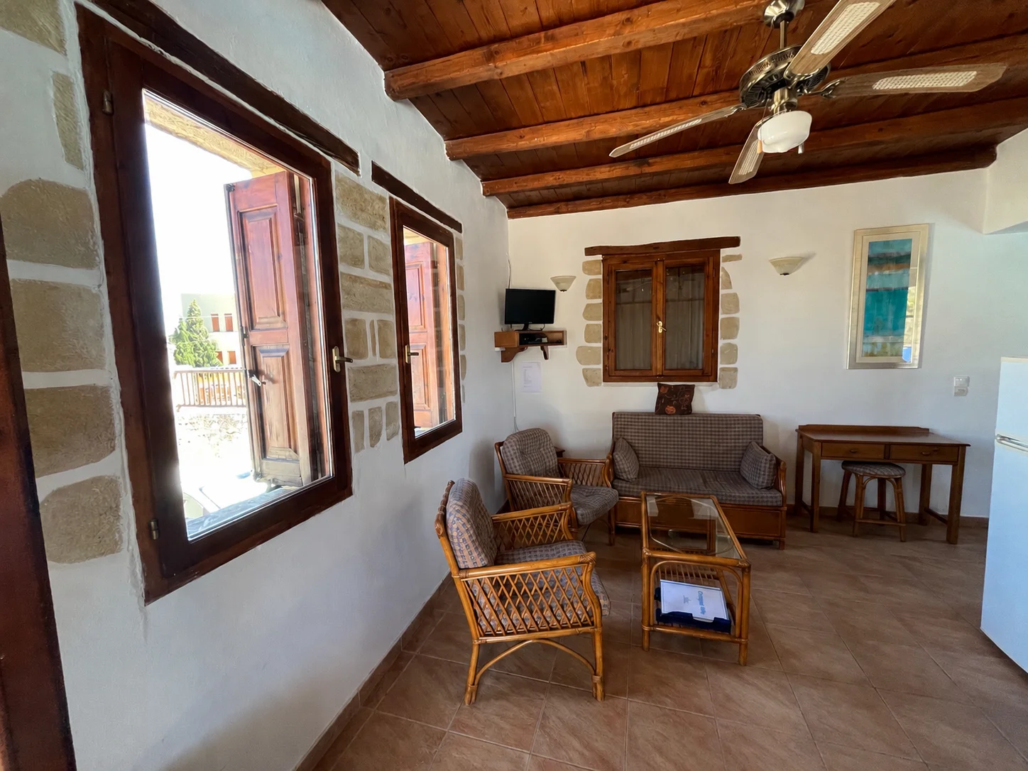 vamos-two-bedroom-maisonette-for-sale (1)