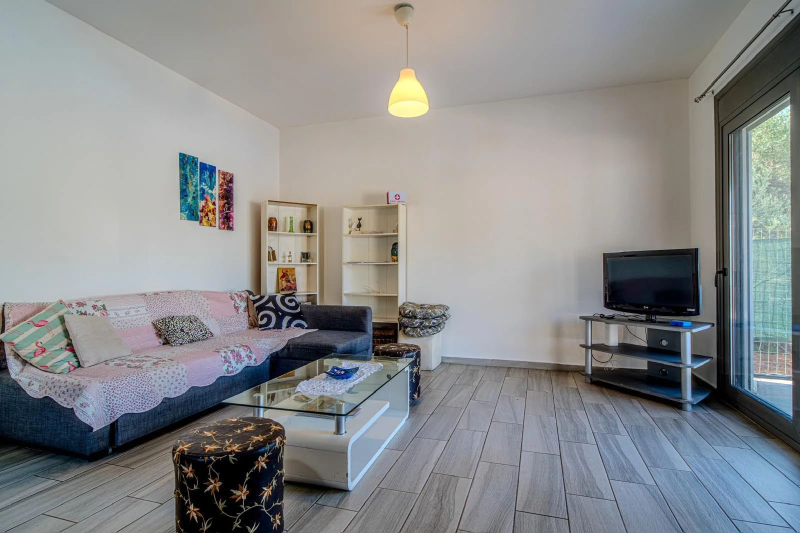 hania-tsikalaria-2-bedroom-house-for-sale (11) Modern 2-Bedroom Private Residence with Pool in Souda, Chania - Living Room Area